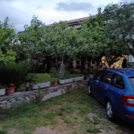 Apartments Lana สตารีกราด-ปาเคลนีซา ภายนอก รูปภาพ