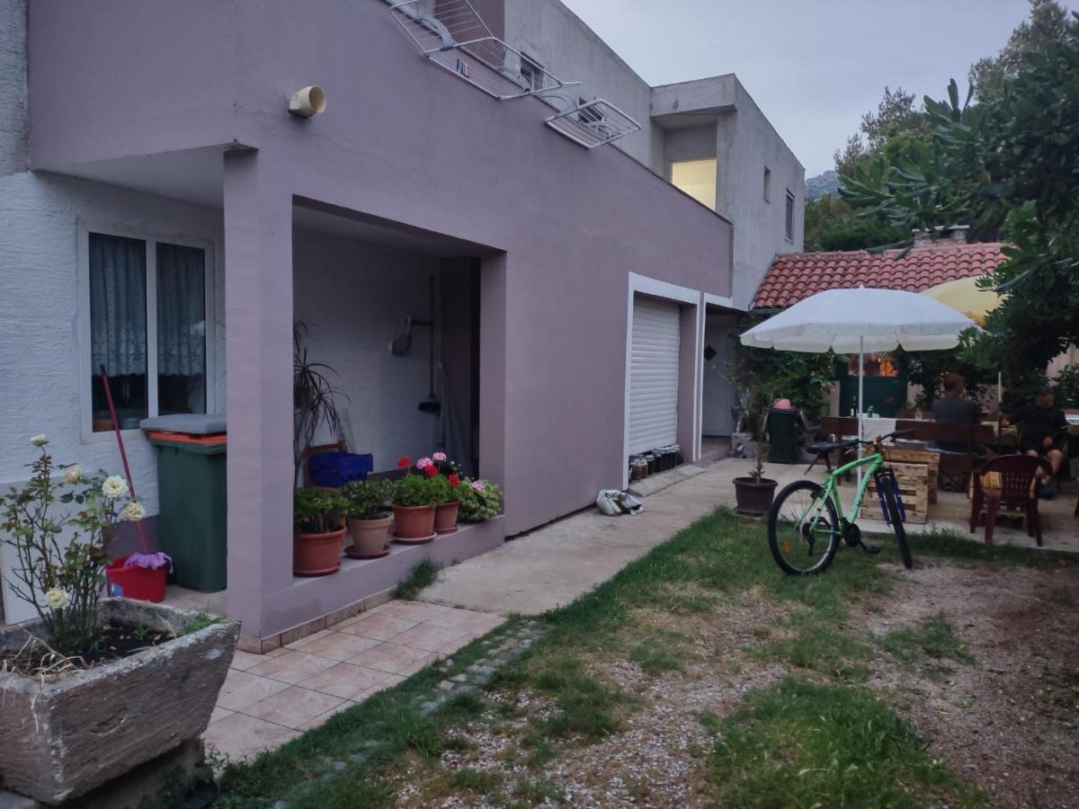 Apartments Lana สตารีกราด-ปาเคลนีซา ภายนอก รูปภาพ